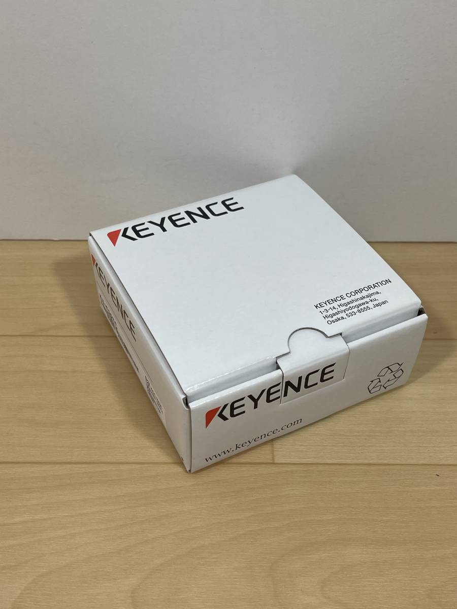 KEYENCE キーエンス KV-C32TC 新品 KV-8000-