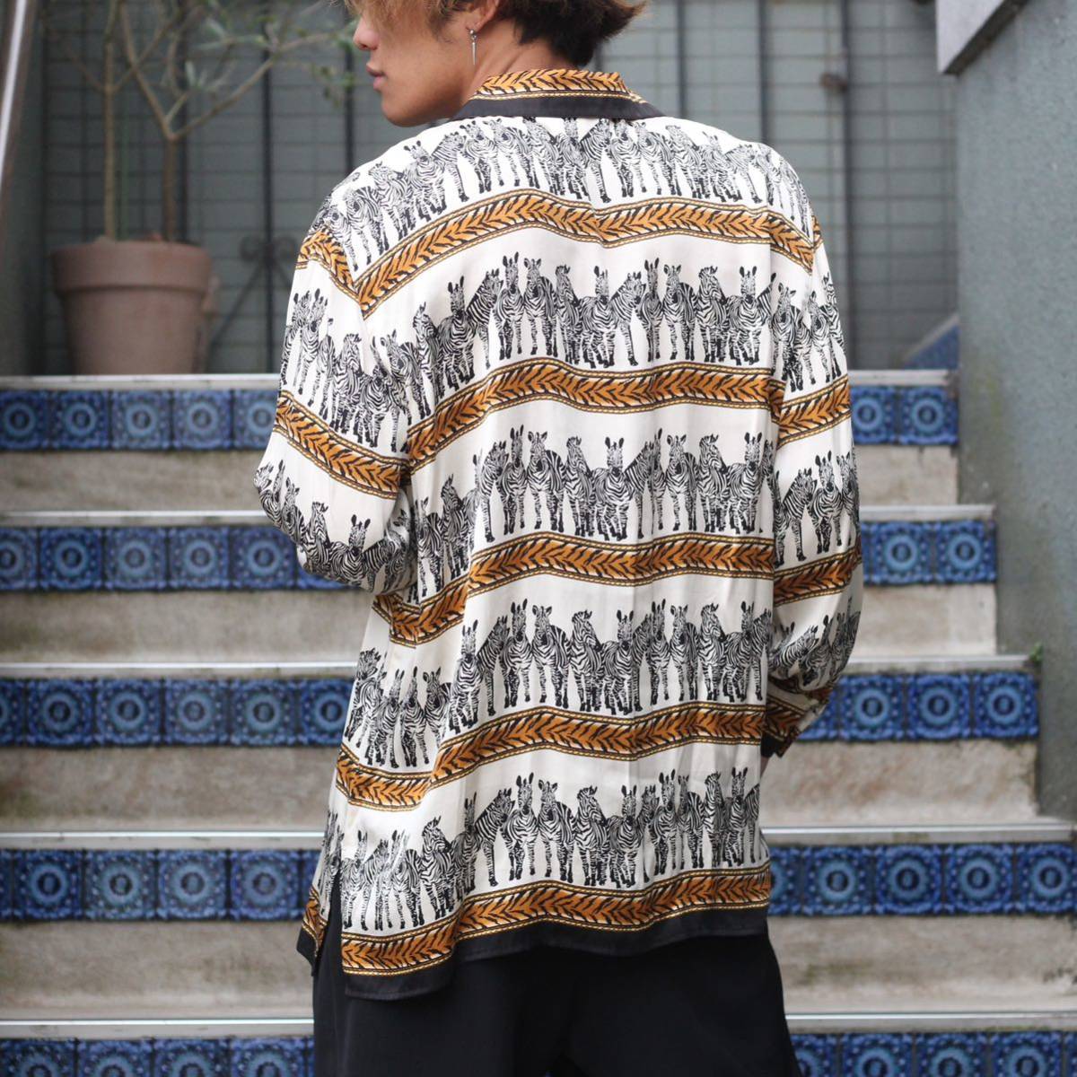 USA VINTAGE JESSICA HOLBROOK ZEBRA PATTERNED SILK100% OVER USA VINTAGE JESSICA HOLBROOK ZEBRA PATTERNED SILK100% OVER