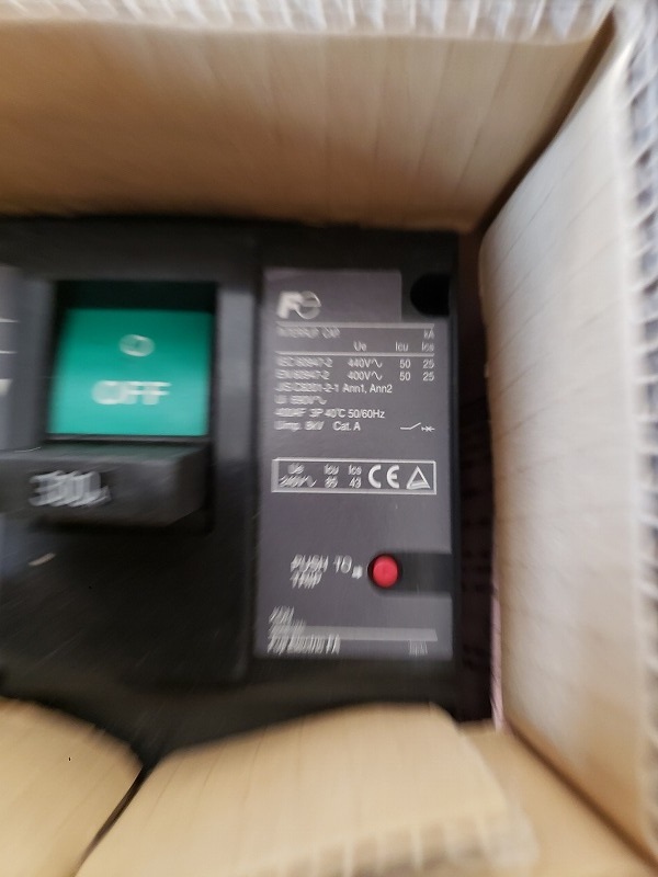 ☆動作保証 KEYENCE IL-300 CMOS レーザアプリセンサヘッド 訳有 ☆動作保証 KEYENCE IL-300 CMOS レーザアプリセンサヘッド 訳有