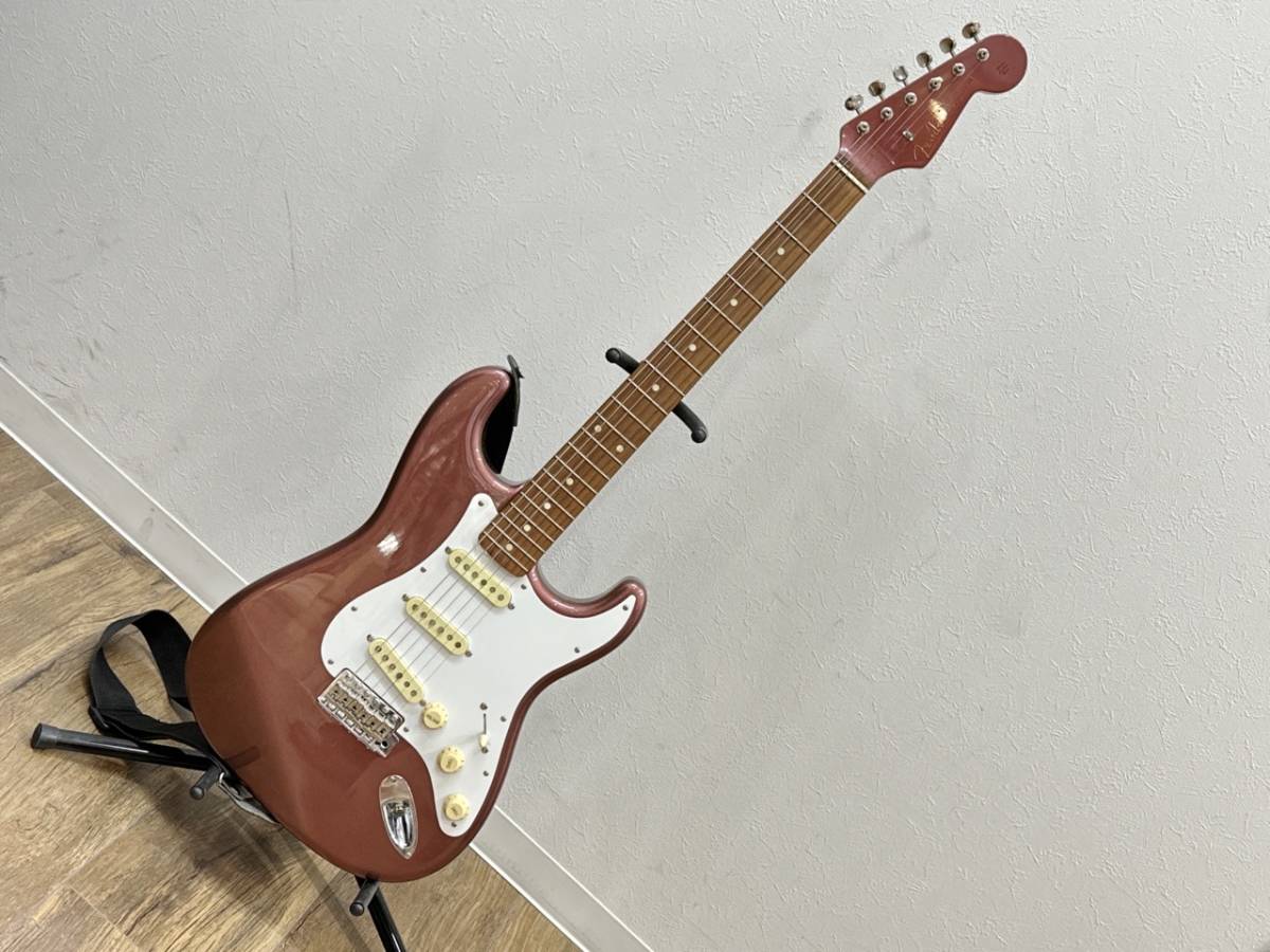 FENDER Japan stratcaster contour body