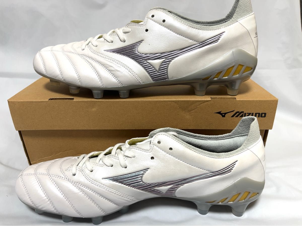 日本未発売！未使用 MORELIA NEO 3エリート27.5 シャイニング色-