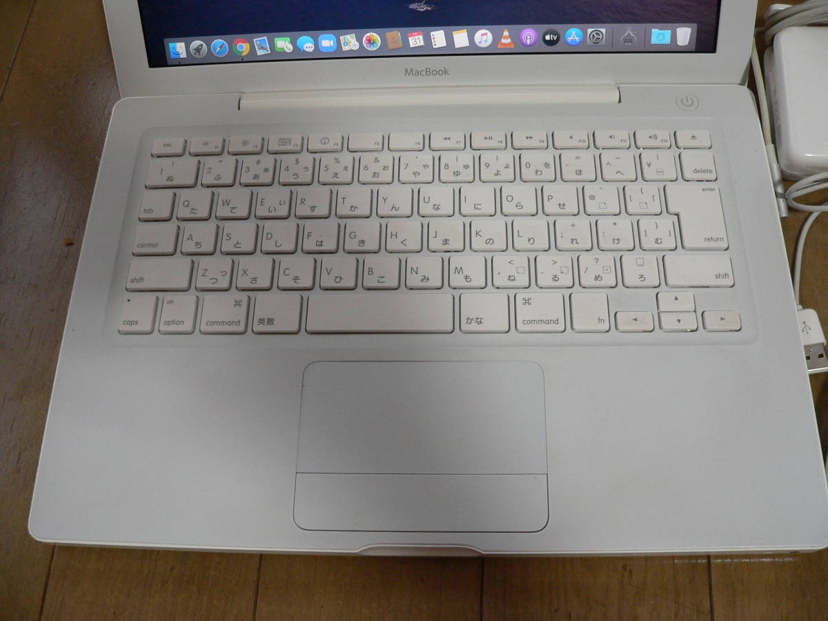 名機白マックが Catalina で甦る A1181 MC240J/A MacBook 5 2 名機白マックが Catalina で甦る A1181 MC240J/A MacBook 5 2