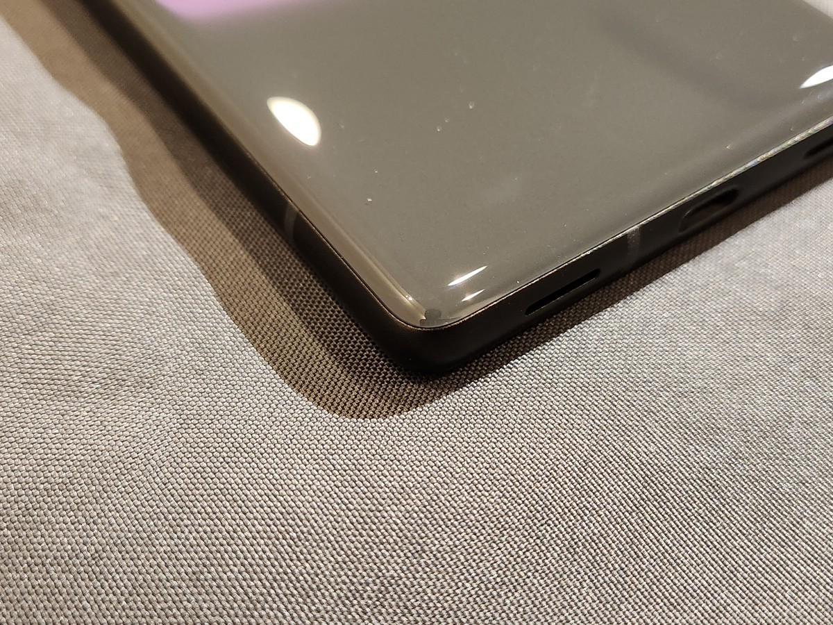 Pixel 6a 6.1インチ メモリー6GB ストレージ128GB Charcoal送料込みSIM