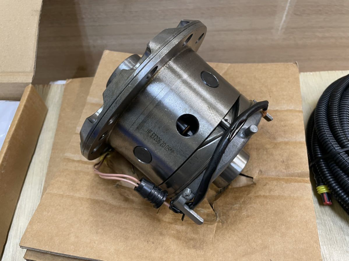 JB23(後期 10穴デフリング) JB64 JB74 フロント用 電磁ロッカー E