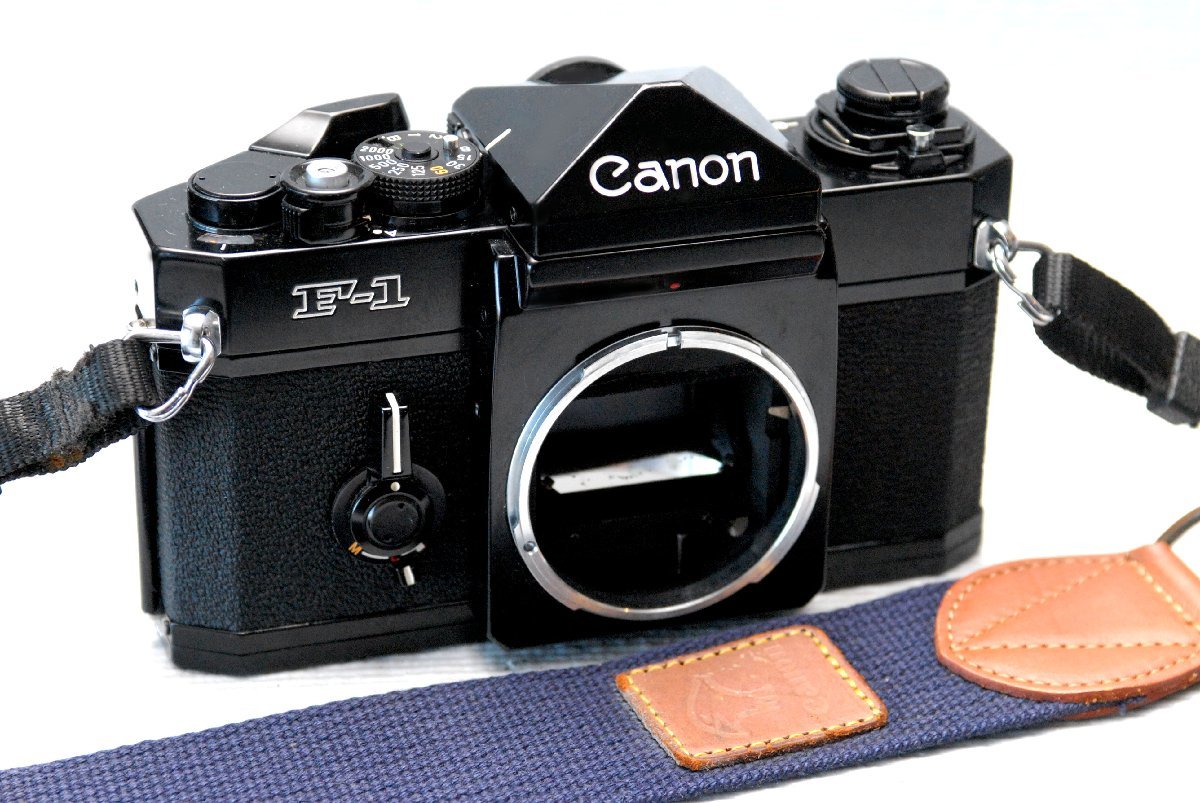 Canon F-1 後期型 フィルムカメラ 35mm キャノン 一眼レフ ボディ