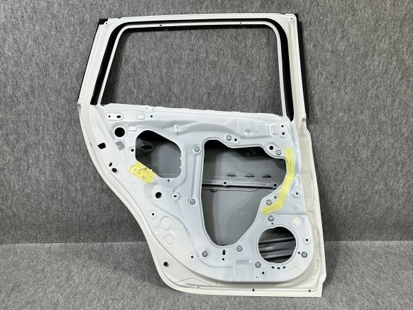 アテンザ MAZDA6 ワゴン GJ2AW GJ2FW 純正 左リアドア LH GHY0-73-02XD GHP973010 S5267 ホワイトパール 25D 塗装用/管理18507_画像9