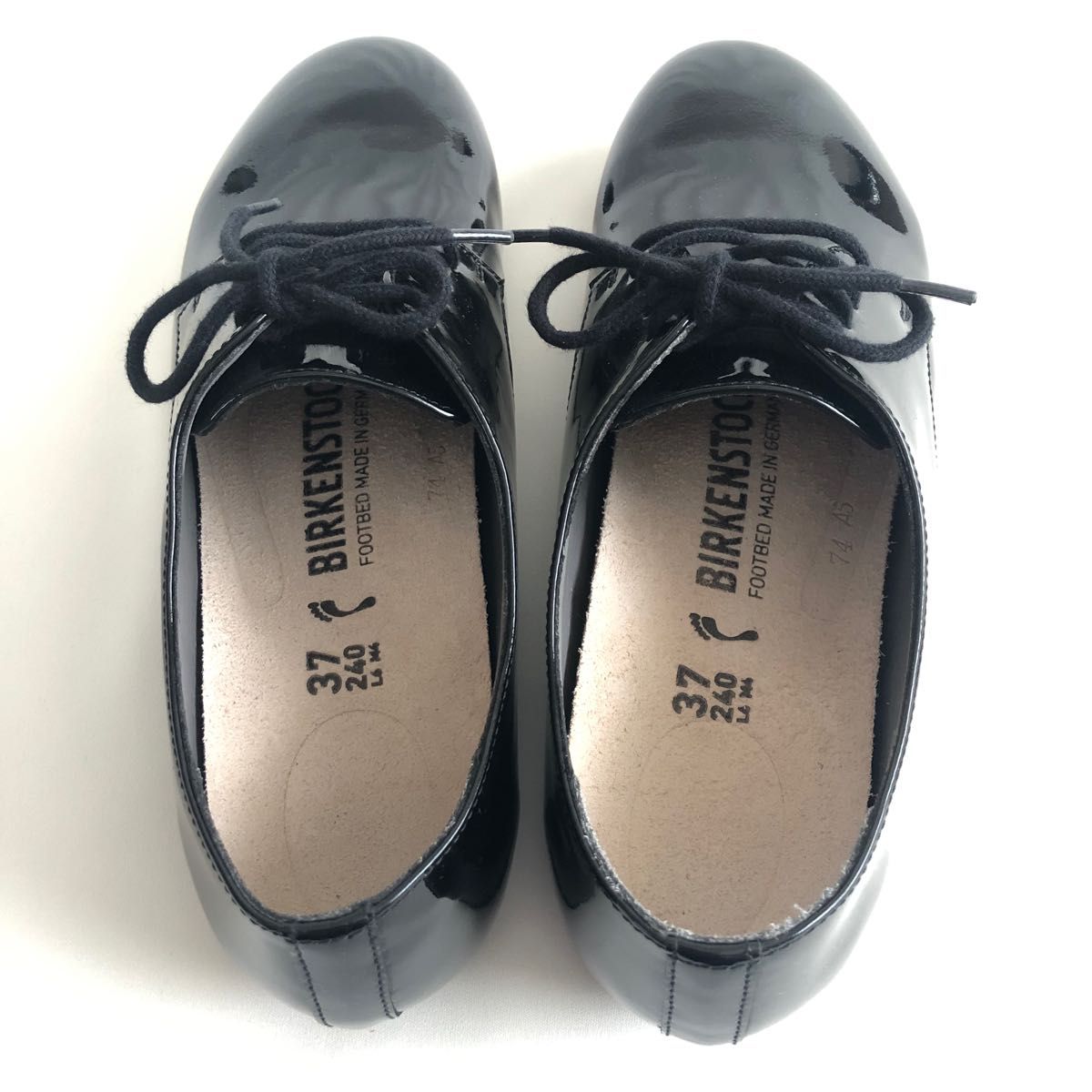 ビルケンシュトックBIRKENSTOCK】未使用/ソーンダース/エナメル ビルケンシュトックBIRKENSTOCK】未使用/ソーンダース/エナメル