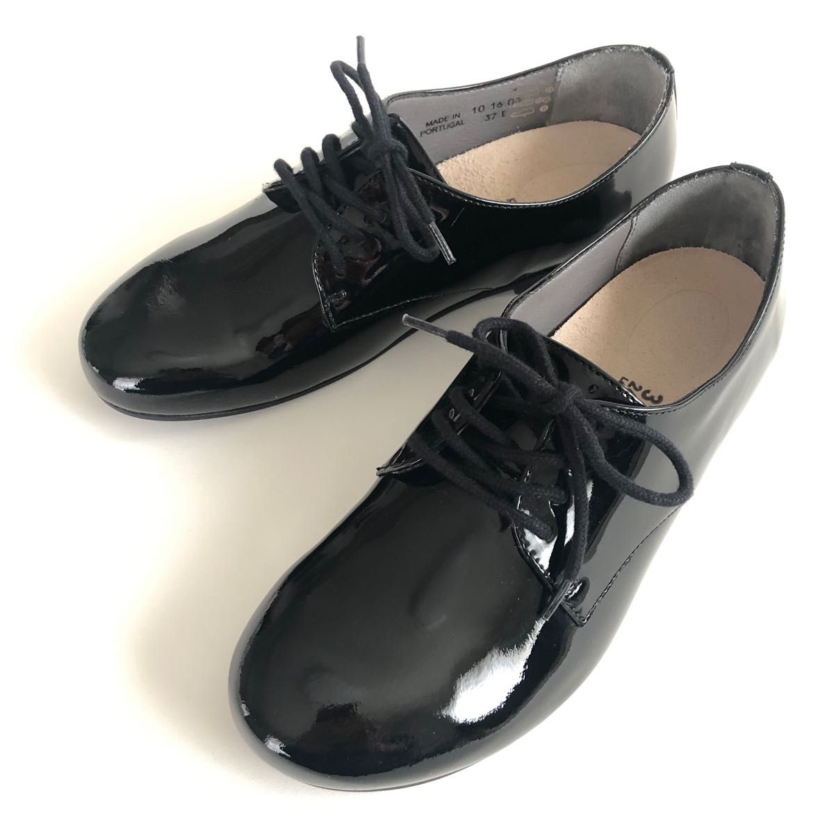 ビルケンシュトックBIRKENSTOCK】未使用/ソーンダース/エナメル ビルケンシュトックBIRKENSTOCK】未使用/ソーンダース/エナメル