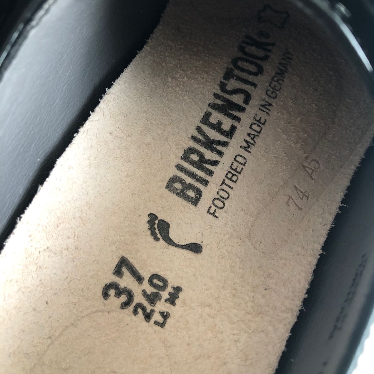 ビルケンシュトックBIRKENSTOCK】未使用/ソーンダース/エナメル ビルケンシュトックBIRKENSTOCK】未使用/ソーンダース/エナメル