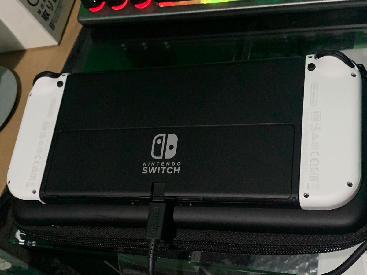 極美品】Nintendo Switch 有機ELモデル 本体 ホワイト ニンテンドー