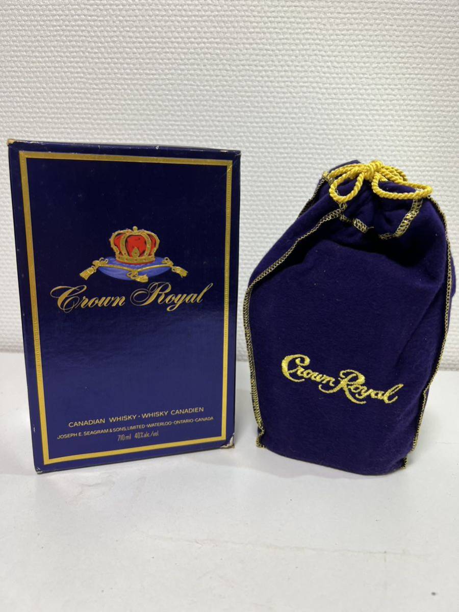 酒 Crown Royal クラウンロイヤル ウィスキー 箱付き 700ml_画像1