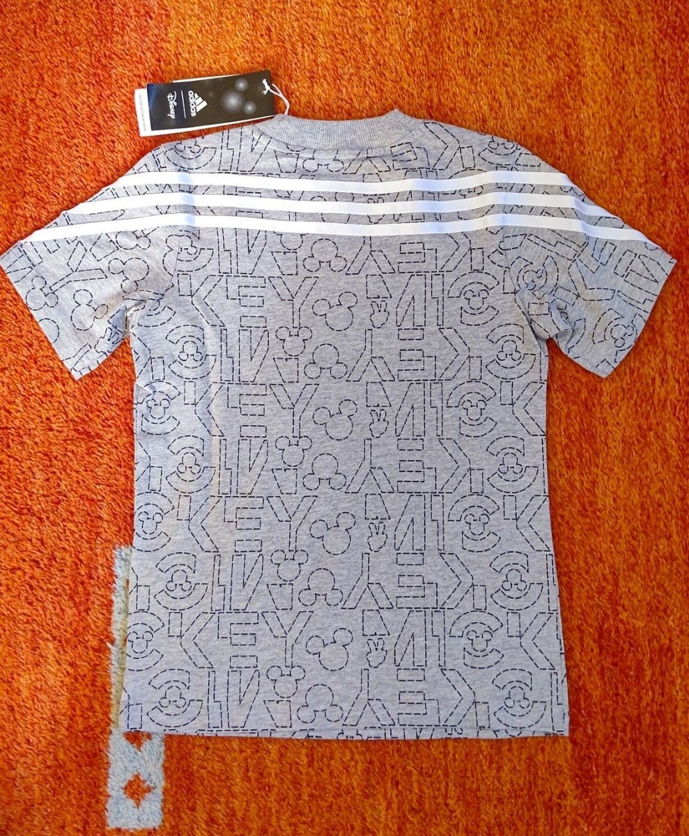 ☆新品☆未使用品☆　 アディダス adidasミッキーマウス半袖Ｔシャツ　 タグ付き