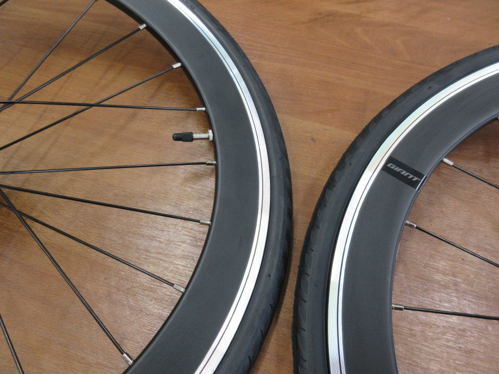 GIANT 20インチ/451ミニベロ用ホイール 40mm/ディープリム GIANT 20インチ/451ミニベロ用ホイール 40mm/ディープリム