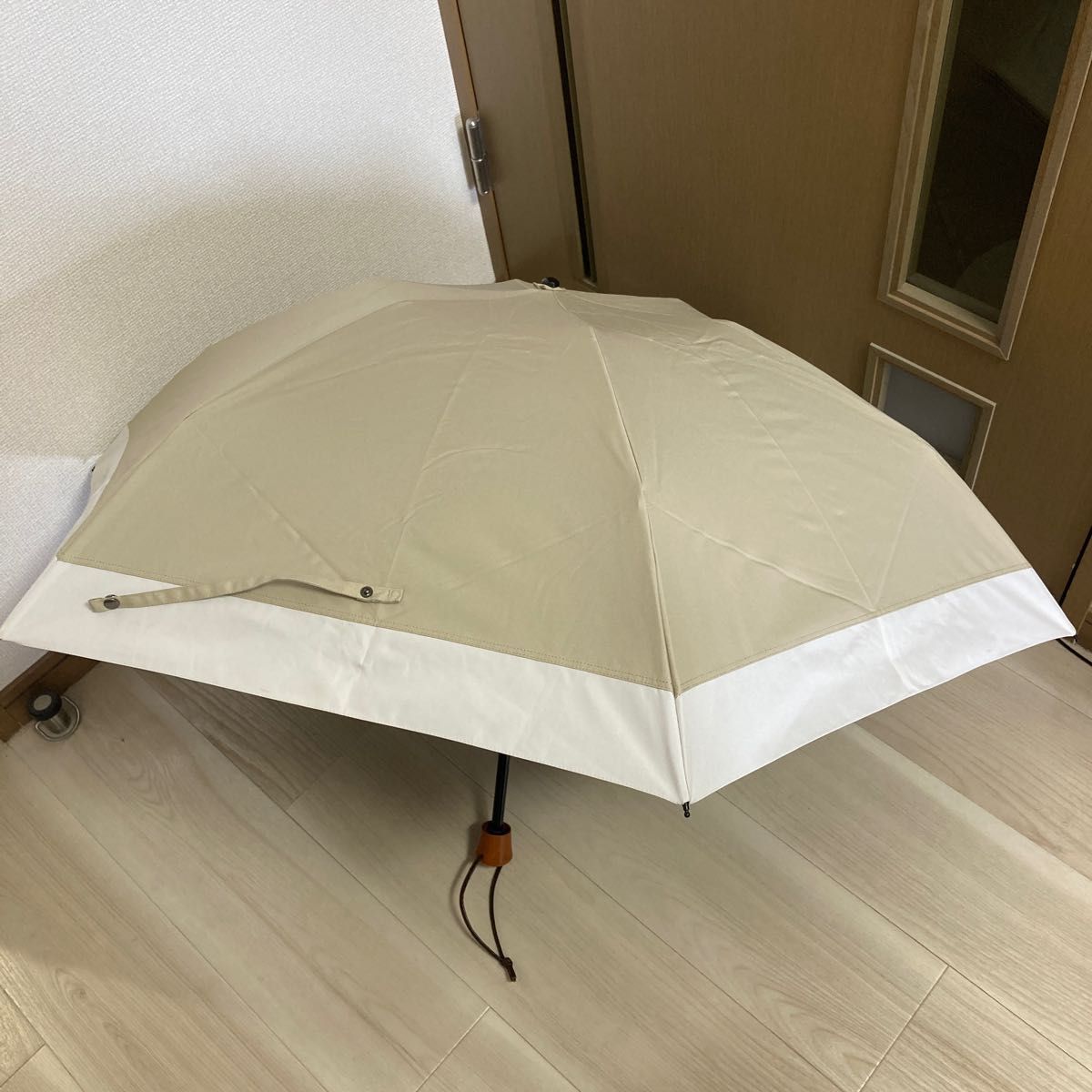 サンバリア100 日傘 三段折 コンビネーション ベージュ|Yahoo サンバリア100 日傘 三段折 コンビネーション ベージュ|Yahoo