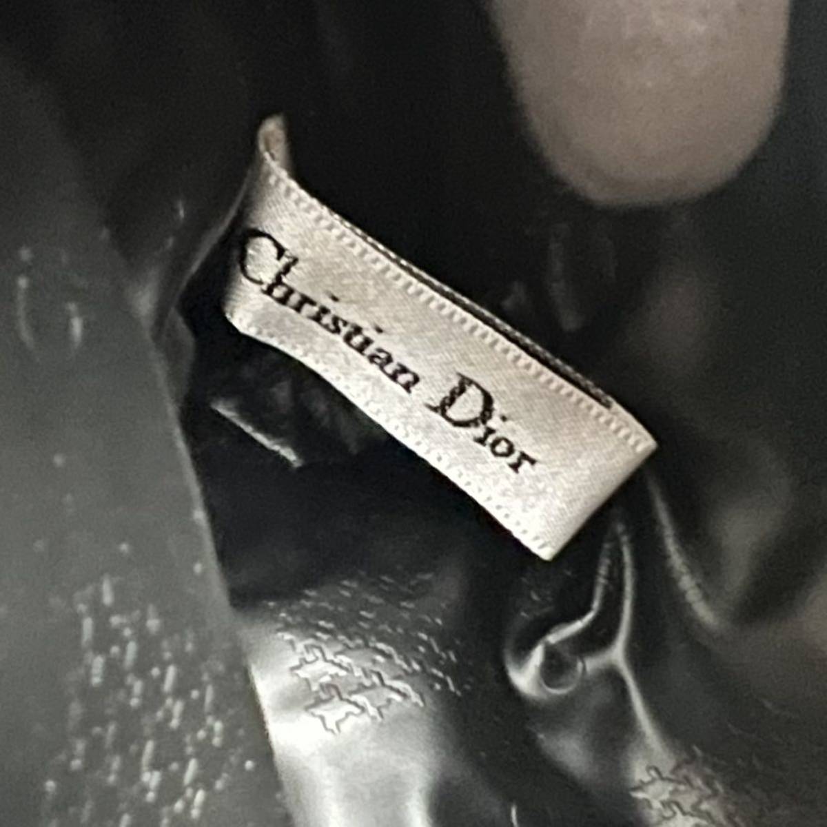 【未使用】Christian Dior ディオール　ミラー付き　ポーチ　黒　タグ付　CD ブラック　刺繍_画像9