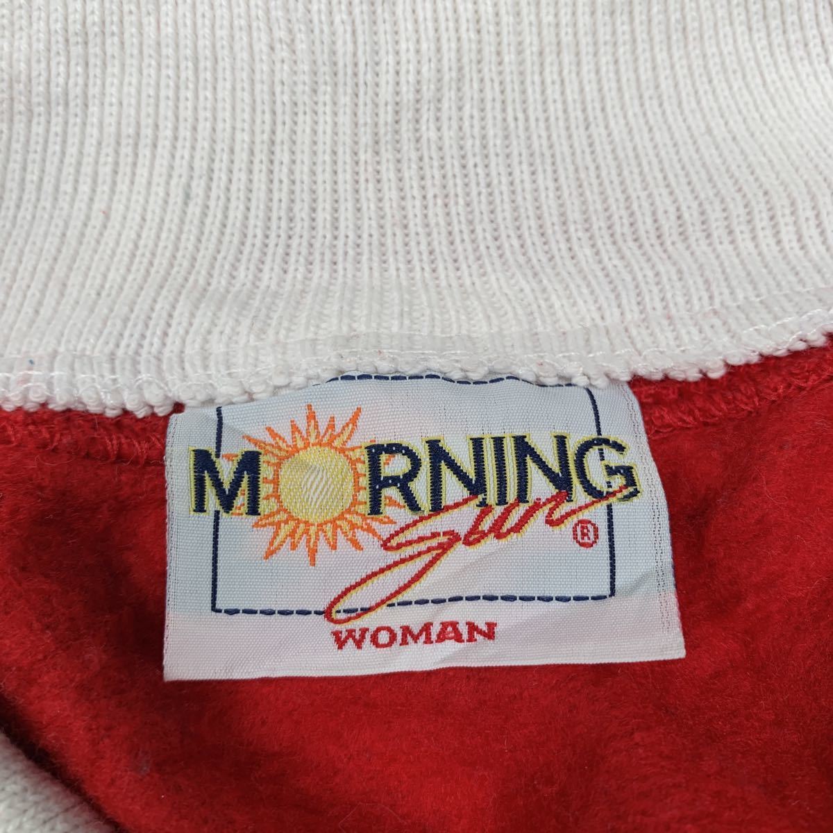 MORNING SUN レイヤードネック スウェット トレーナー ウィメンズ 3XL～ レッド プリント レトロ 80s 90s 古着卸 アメリカ仕入れ a405-5110_画像7