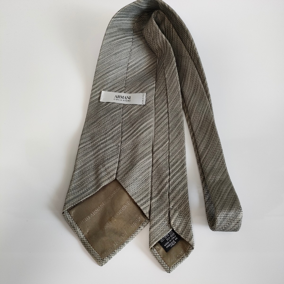 ARMANI COLLEZIONI( Armani koretso-ni) gray stripe necktie 