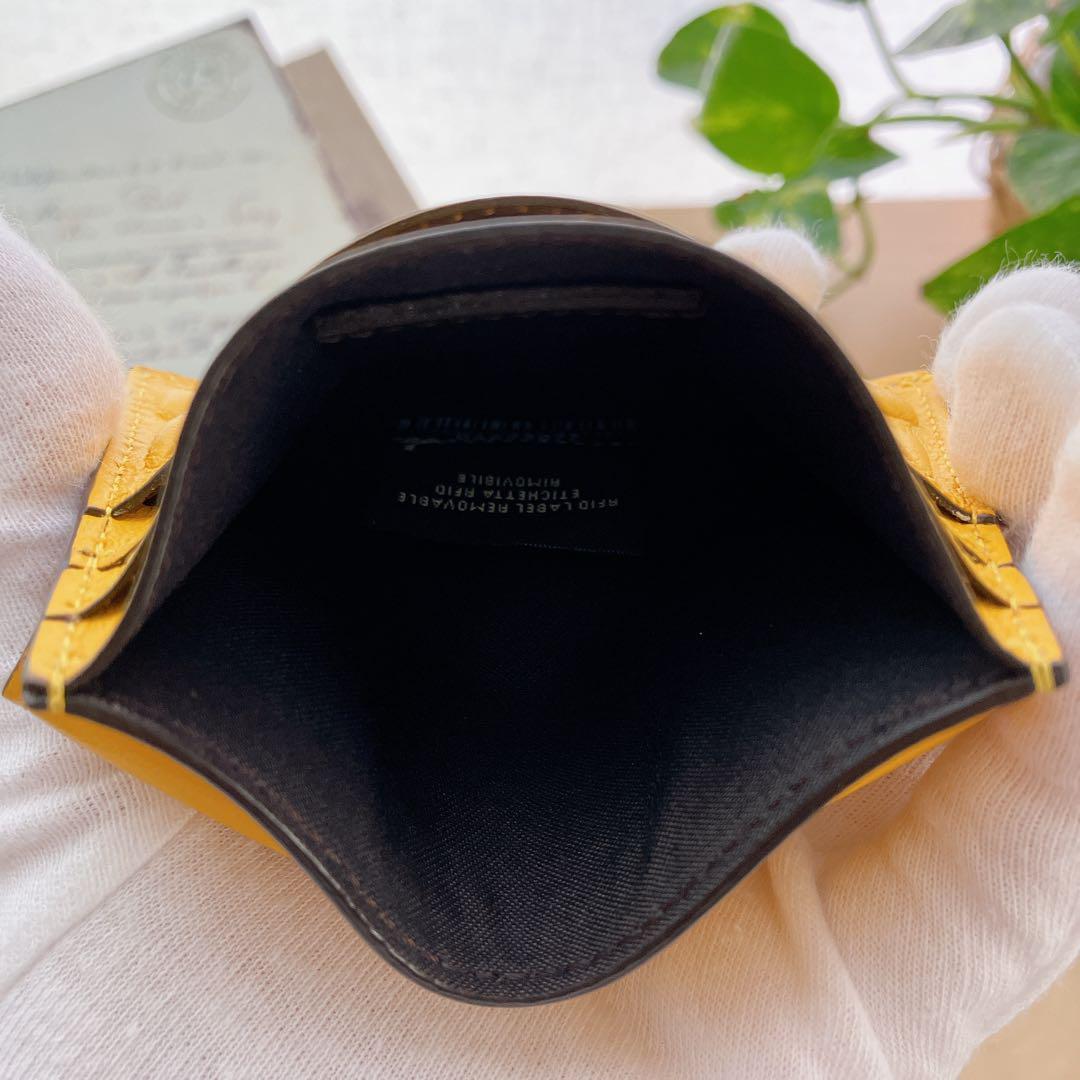 FENDI バゲット カードケース ナッパレザー カードケース イエロー