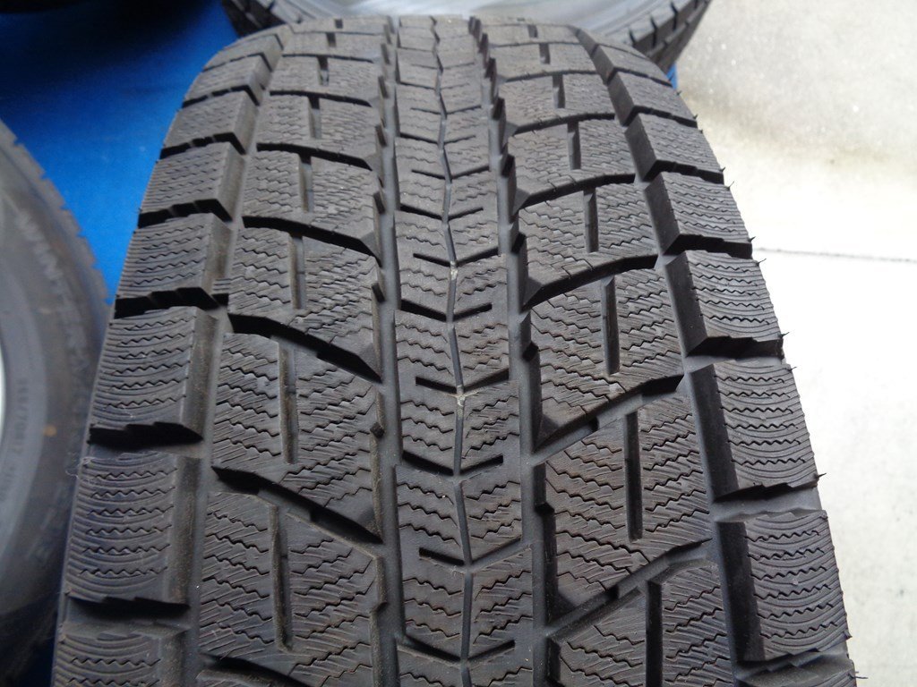 【送料込み】★ クライスラー JEEP ラングラー 純正 ★ 265/70R17 ★ ほぼ 10分山ぐらい バリ溝 スタッドレス 4本セット ★_画像5