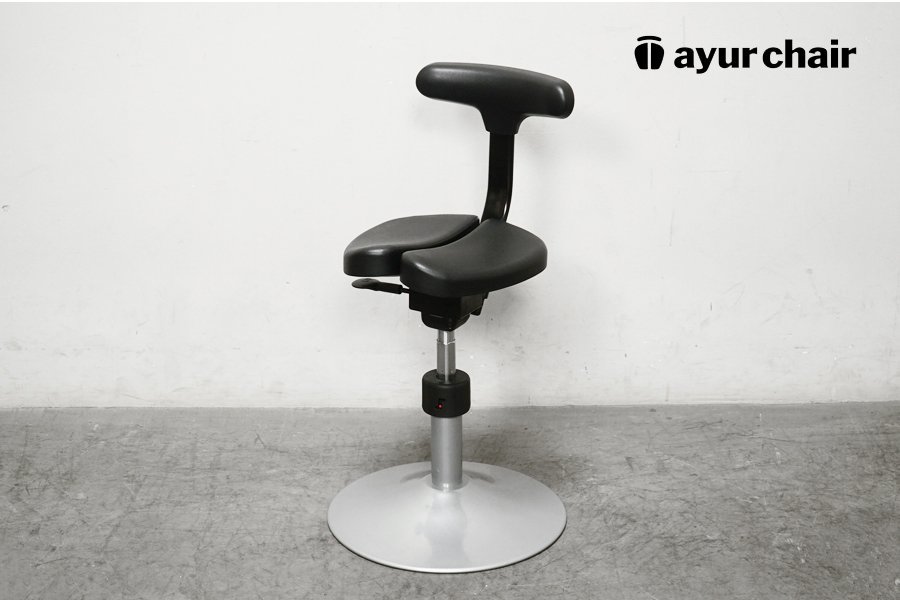 804 極美品 ayur chair(アーユル チェアー) ルナ 丸ベース ブラック