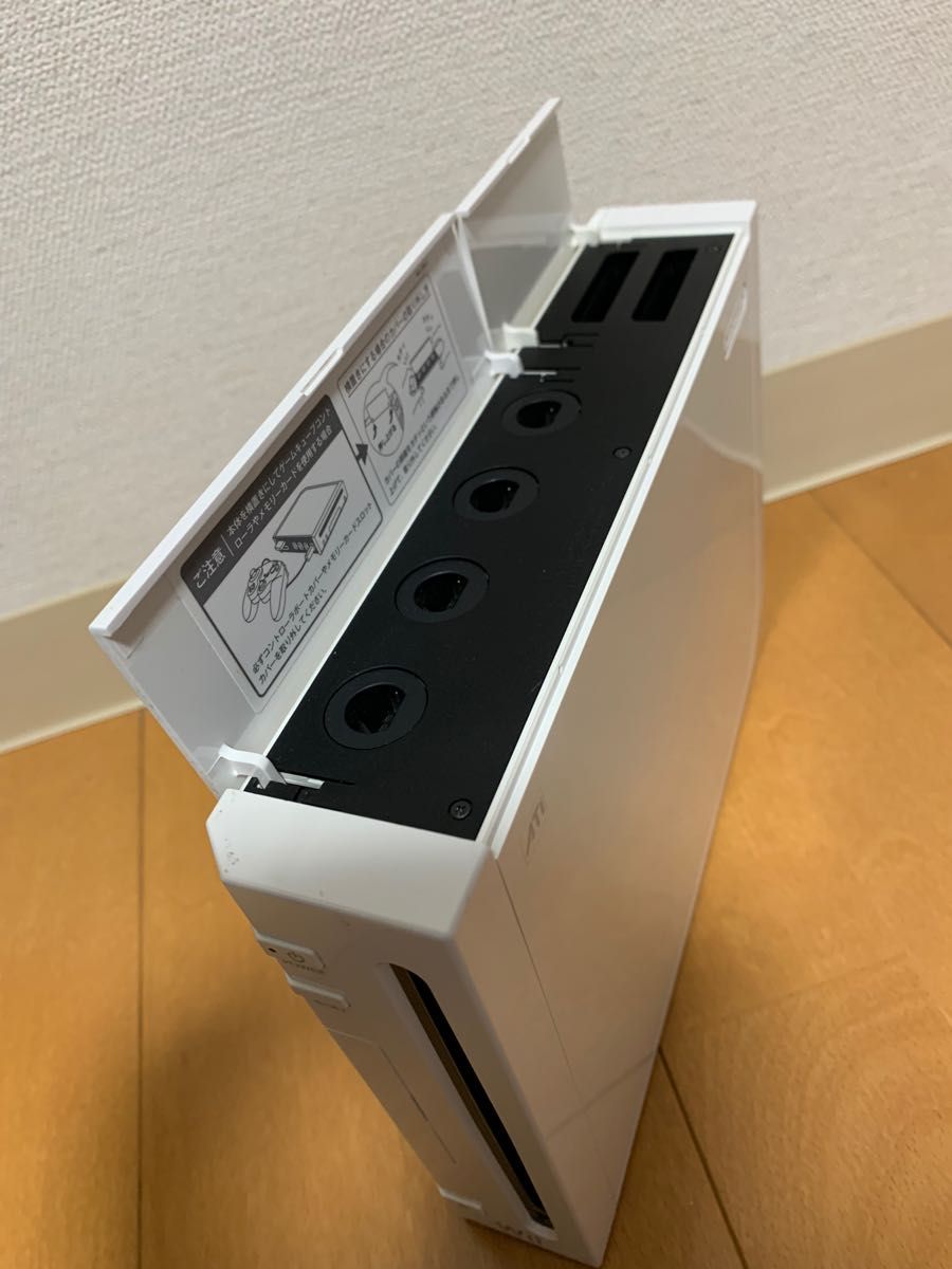 Wii本体のみ(動作品) 内蔵ソフト12本入り|Yahoo!フリマ(旧 Wii本体のみ(動作品) 内蔵ソフト12本入り|Yahoo!フリマ(旧