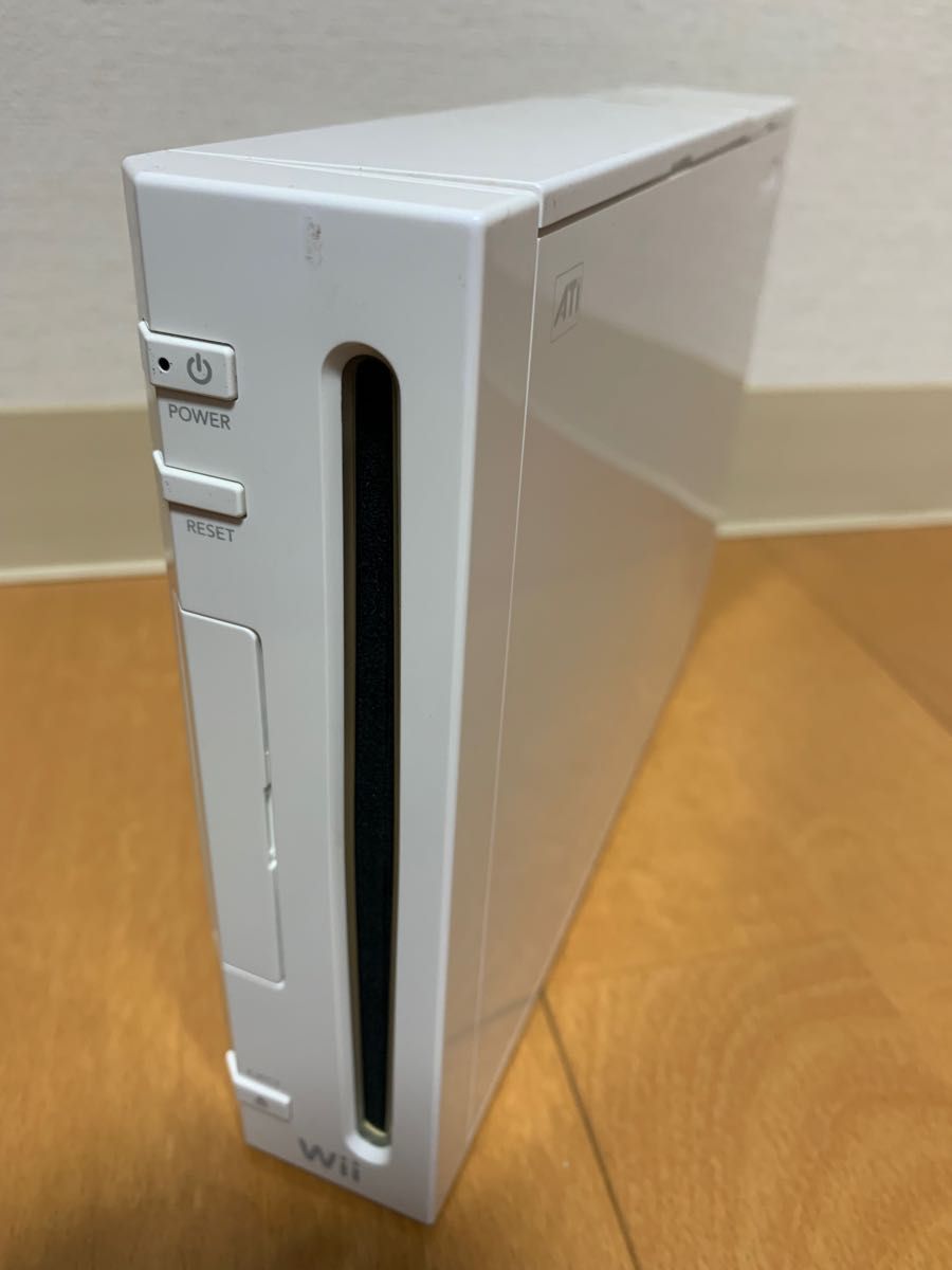 Wii本体のみ(動作品) 内蔵ソフト12本入り|Yahoo!フリマ(旧 Wii本体のみ(動作品) 内蔵ソフト12本入り|Yahoo!フリマ(旧