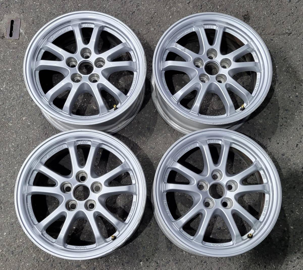 中古 トヨタ 50プリウス 純正 アルミホイール 4本セット 15インチ