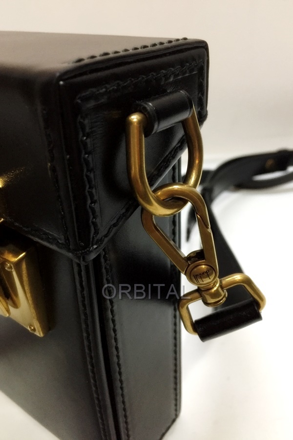 代官山)dunhill ダンヒル THE LOCK BAG ロックバッグ レザー 代官山)dunhill ダンヒル THE LOCK BAG ロックバッグ レザー