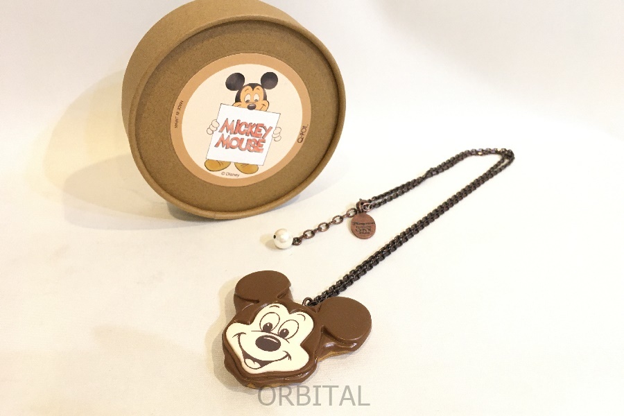 二子玉)キューポット Disney Story Dreamed by Q-pot. ミッキーマウス / チョコケーキ ネックレス ディズニー アクセサリー