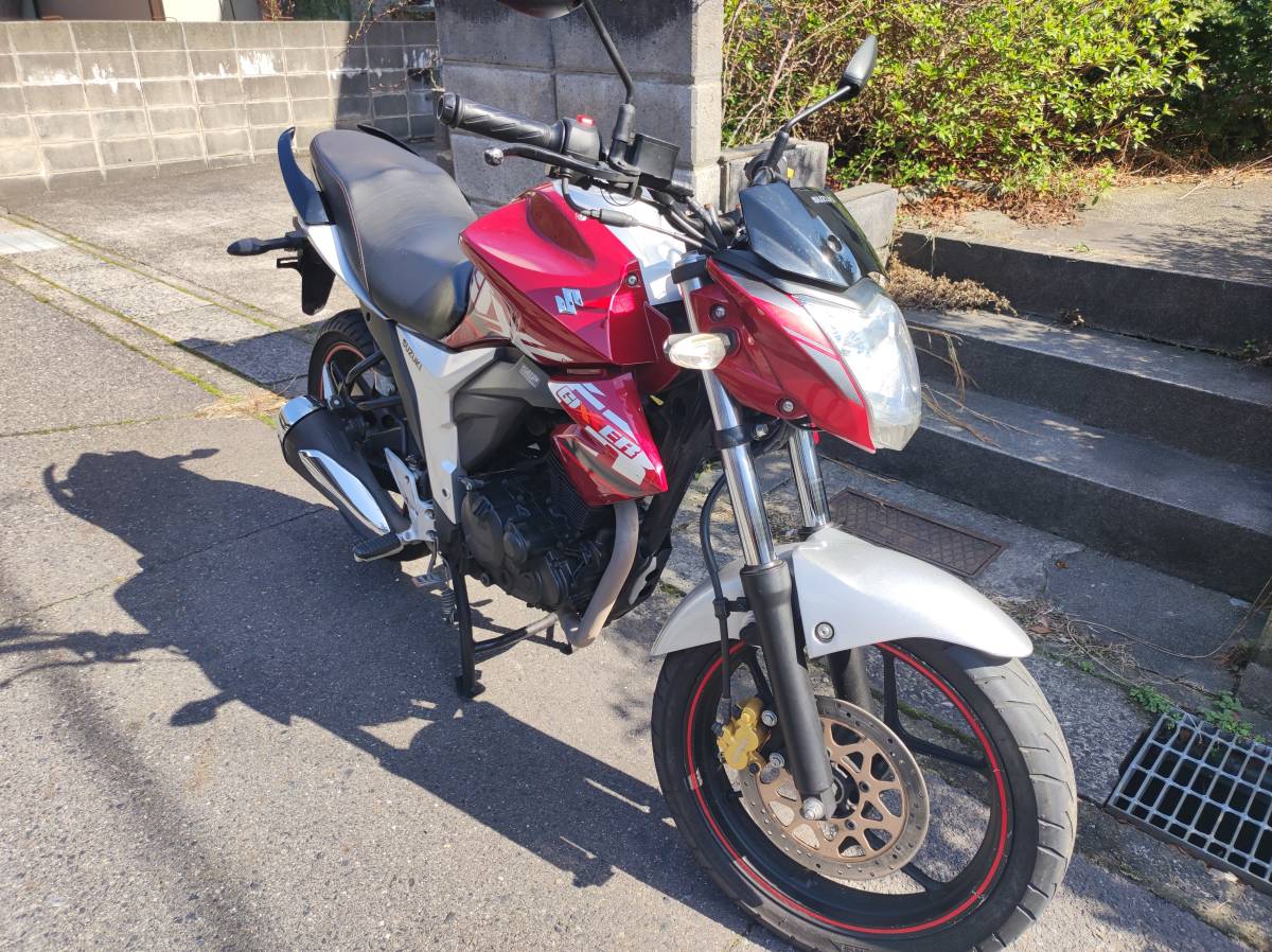直接引き取り限定!! ジクサー150(GIXXER150) 2019年モデル(2BK