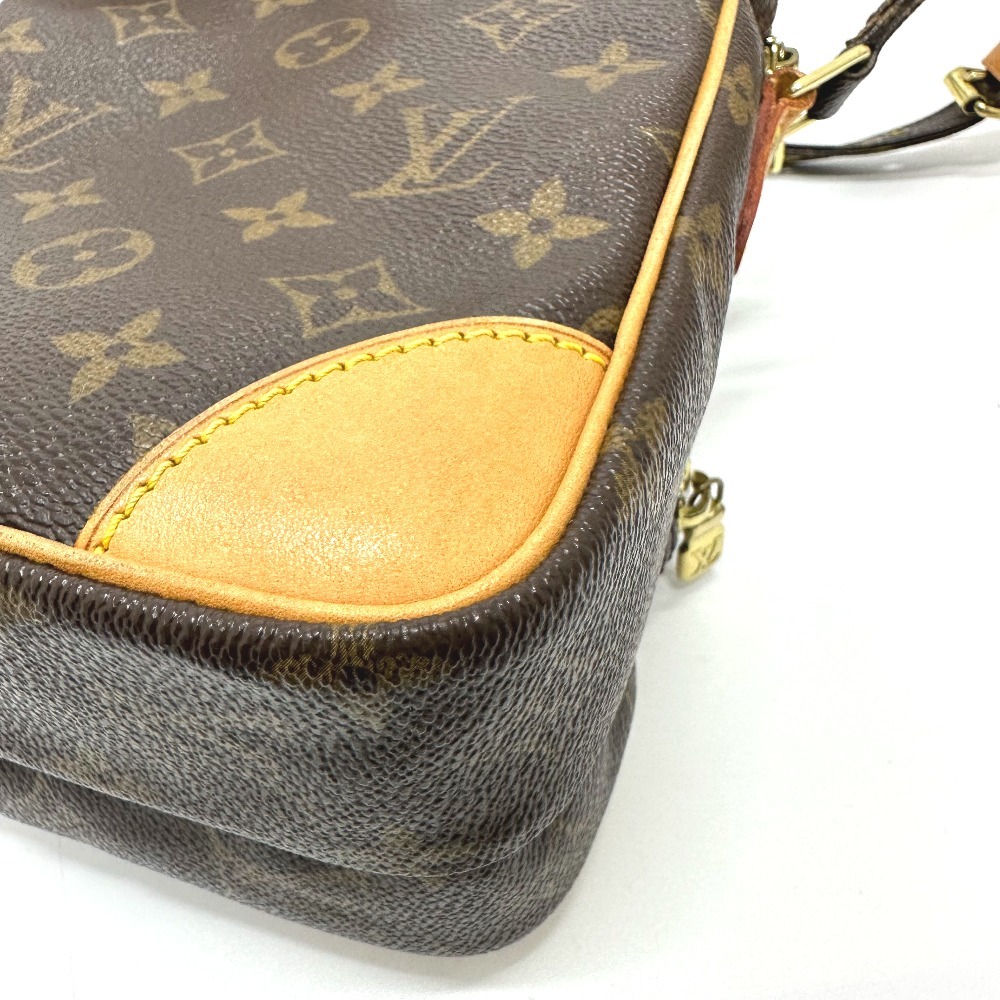 LOUIS VUITTON ルイヴィトン M45236 モノグラム アマゾン ポシェット