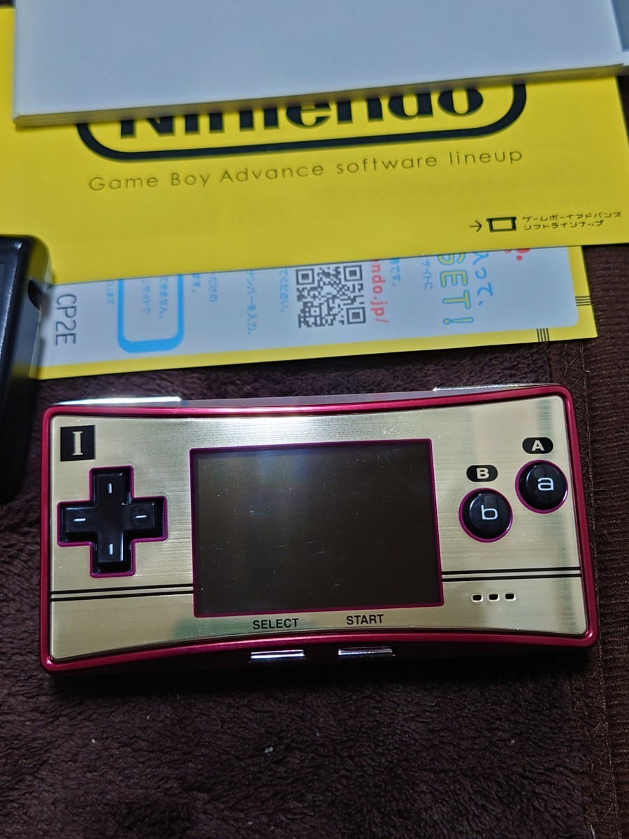 売れ筋商品 ゲームボーイミクロ ファミコンカラー 充電器付 (動作確認