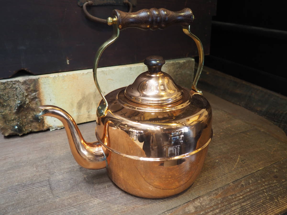 [ France .. city copper made kettle ] dead stock ... coffee black tea teapot old tool antique interior kitchen wood stove Cafe 