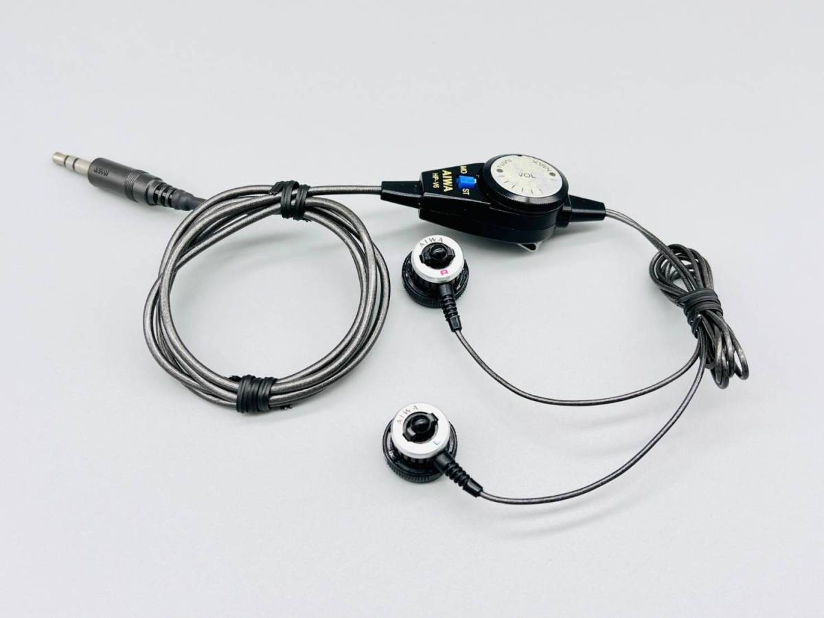 ☆ AIWA HP-V6 STEREO IN-EAR HEADPHONES ☆ 高音質 ステレオイヤホン ☆ mono/stereo切替ok ☆ レア品動 ☆_画像1