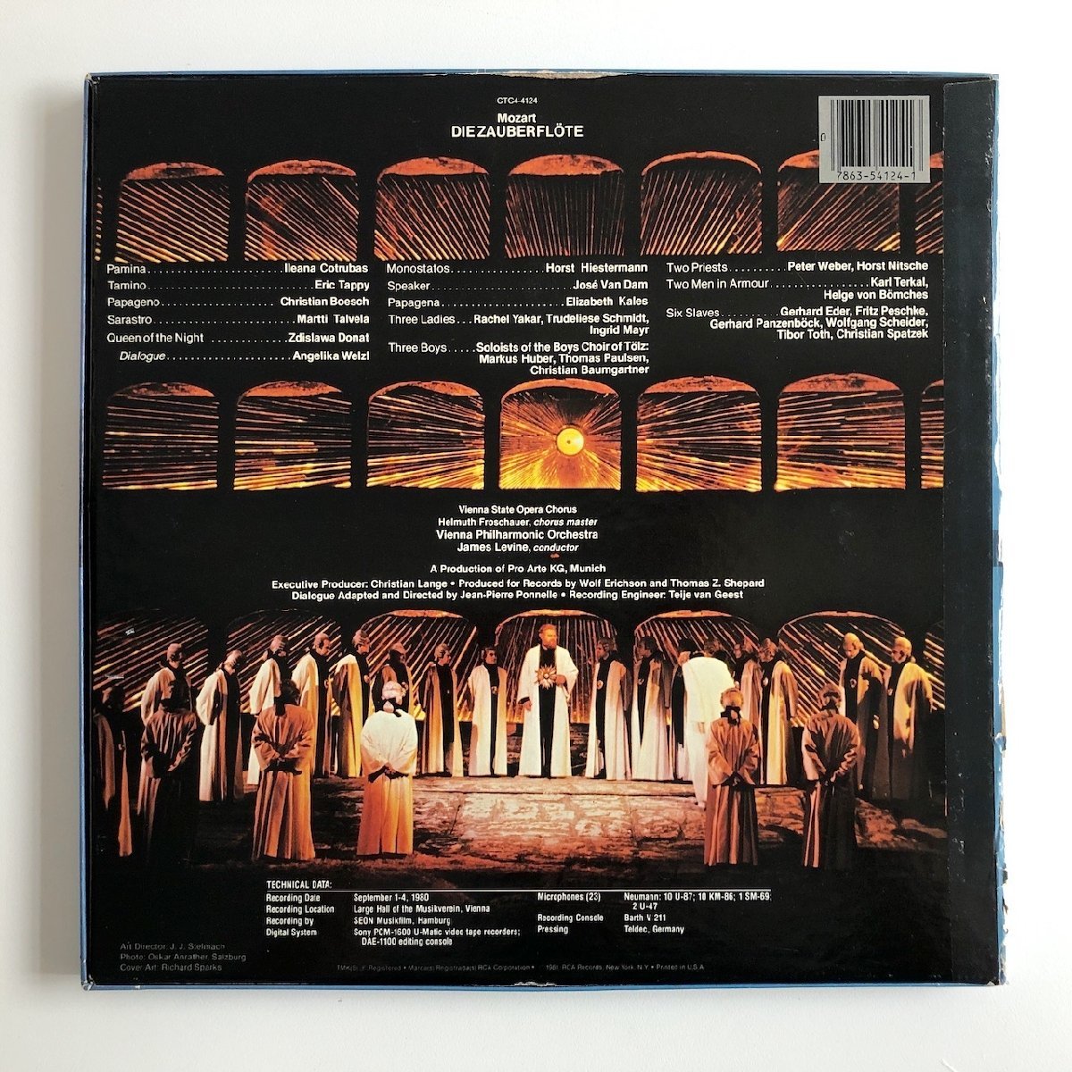 LP/ レヴァイン 他 / モーツァルト：歌劇「魔笛」 / US盤 ブックレット BOX 4枚組 RCA CTC4-4124 30522S_画像2