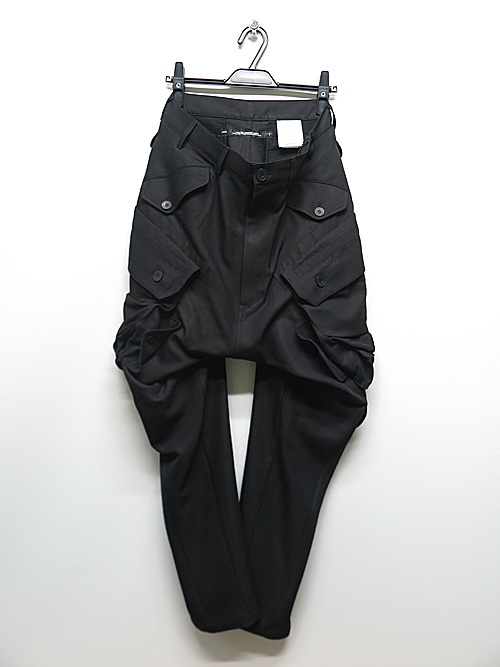 SALE40%OFF/JULIUS・ユリウス/WOOL / RAYON GABA GAS MASK TROUSERS/BLACK・2の画像1