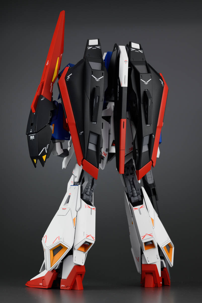 設定画風・顔改修 MG Zガンダム ver.Ka 改修塗装済み完成品 設定画風・顔改修 MG Zガンダム ver.Ka 改修塗装済み完成品