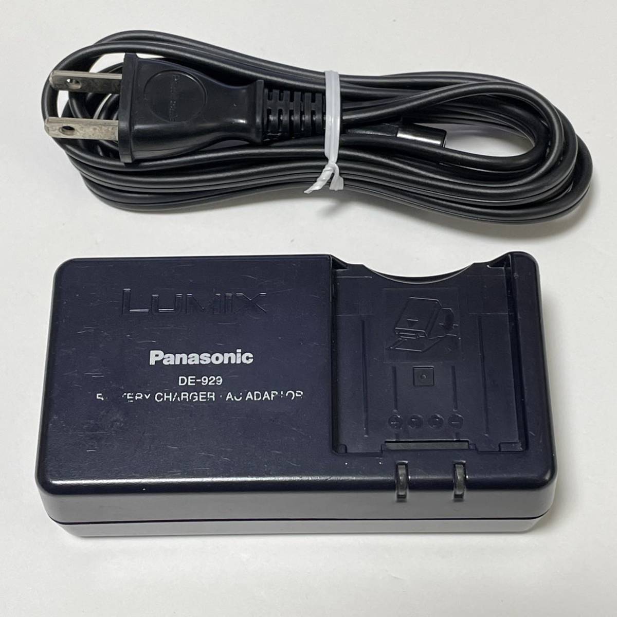 動作確認済み Panasonic 充電器 DE-929D (LUMIX/バッテリー 動作確認済み Panasonic 充電器 DE-929D (LUMIX/バッテリー