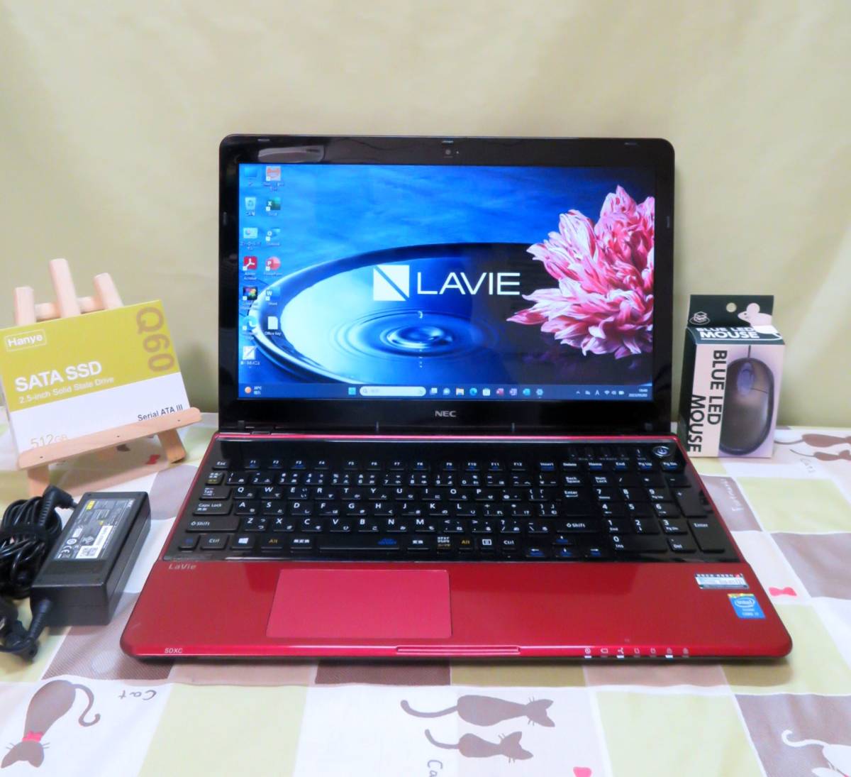 大人気の大人気のNEC LaVie LS700 S Windows10 64bit Core I7 4702MQ