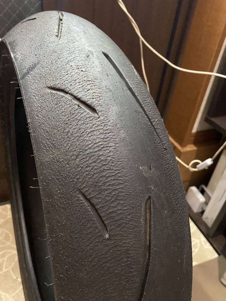 中古MCタイヤ 2021年製造 DUNLOP SPORTMAX α-13SP 140/70R17 ダンロップ スポーツマックス 140 70 17 0121 A2373_画像3