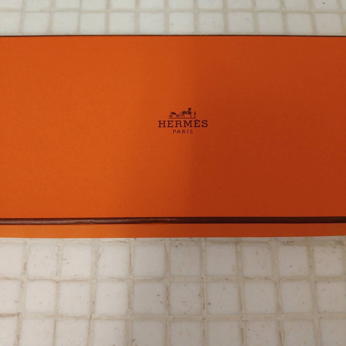 HERMES　エルメス　ネクタイ　箱付き　現状