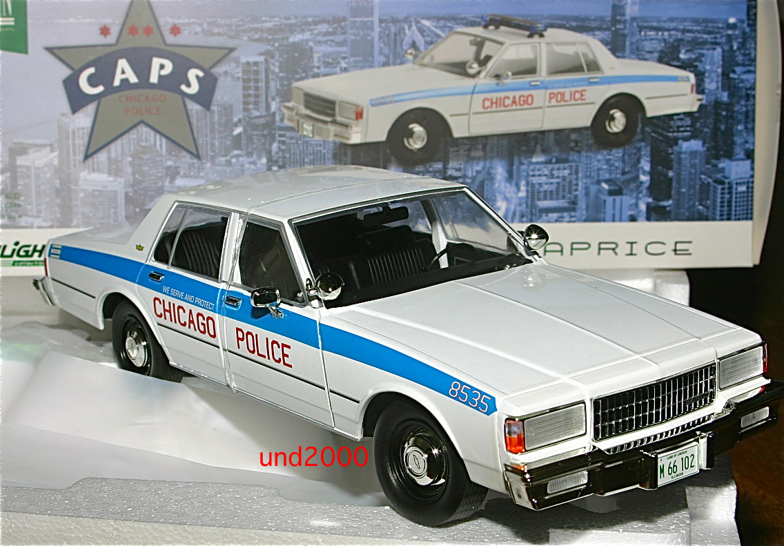 Greenlight 1/18 1989 Chevrolet Caprice Chevrolet Caprice Chicago Police Chicago Police CAPS Police car green light patrol car 