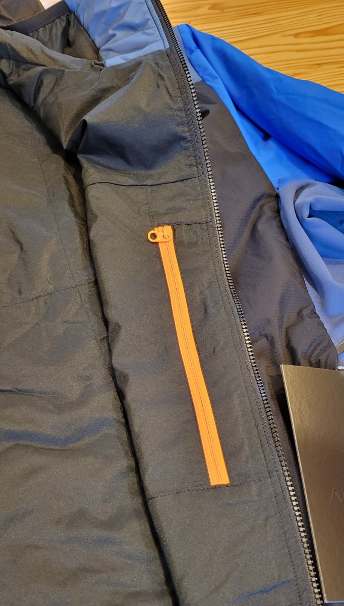 XLsize BEAMS別注 アークテリクス　Atom LT SP アトムLT ARC’TERYX Boro 新品タグ付き　ビームス