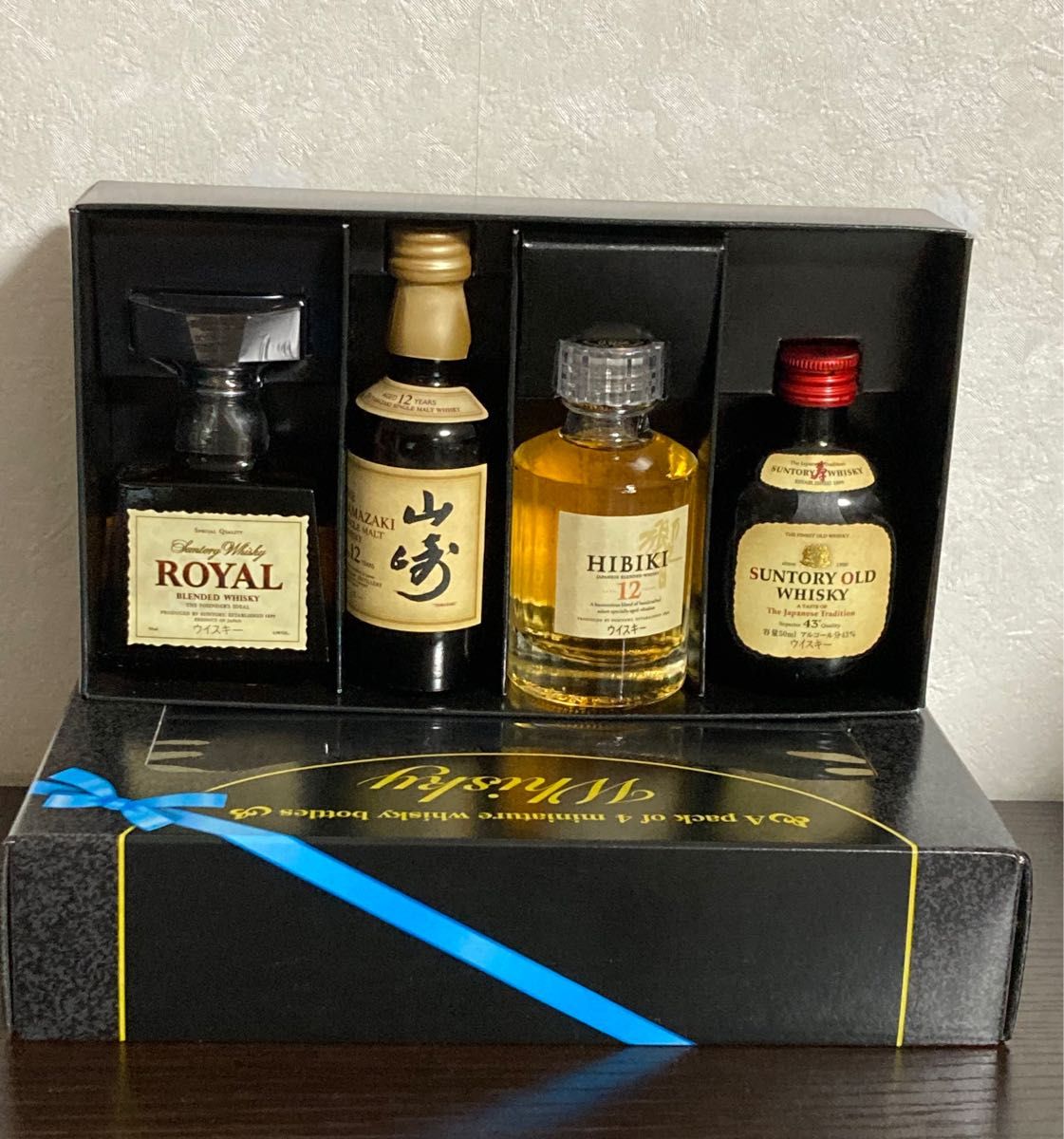 未開封 極美品》サントリー ミニボトル (50ml)セット 響12年 ROYAL