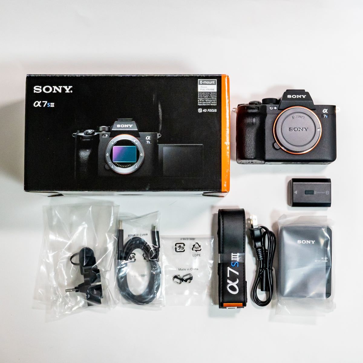 Yahoo!オークション - 【超美品】SONY ILCE-7SM3 付属品完備 Yahoo!オークション - 【超美品】SONY ILCE-7SM3 付属品完備