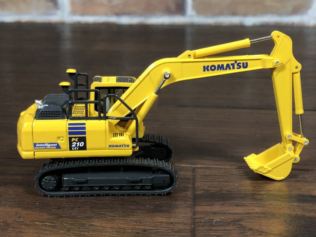 無料配達 コマツ パワーショベル ユンボ KOMATSU 非売品 PC210 KOMATSU コマツ ユンボ パワーショベル 非売品