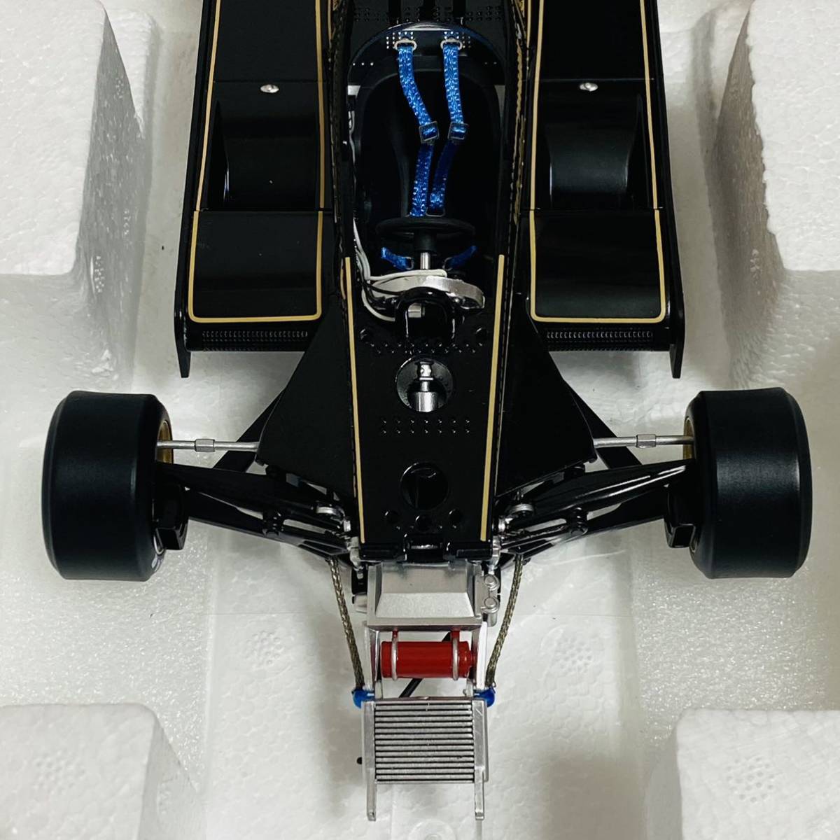 【極美品】KYOSHO 京商 TSM MODEL 1/18 1978 Lotus Type 78 South African GP #6 Winner ロータス78 南アフリカGPウィナー モデルカーの画像3