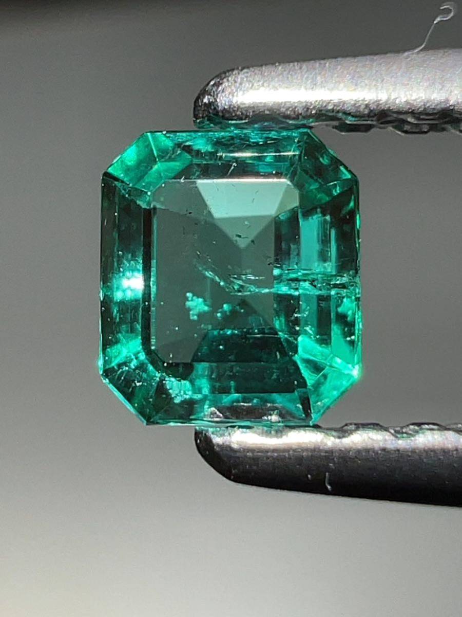 「激安」エメラルドルース　0.19ct KS2000-79 YB