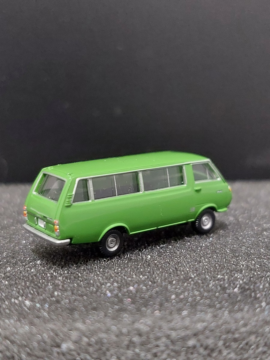 TOMYTEC Tommy Tec CAR collection car collection no. 5. Toyota Hiace green No.83 1/150 scale 