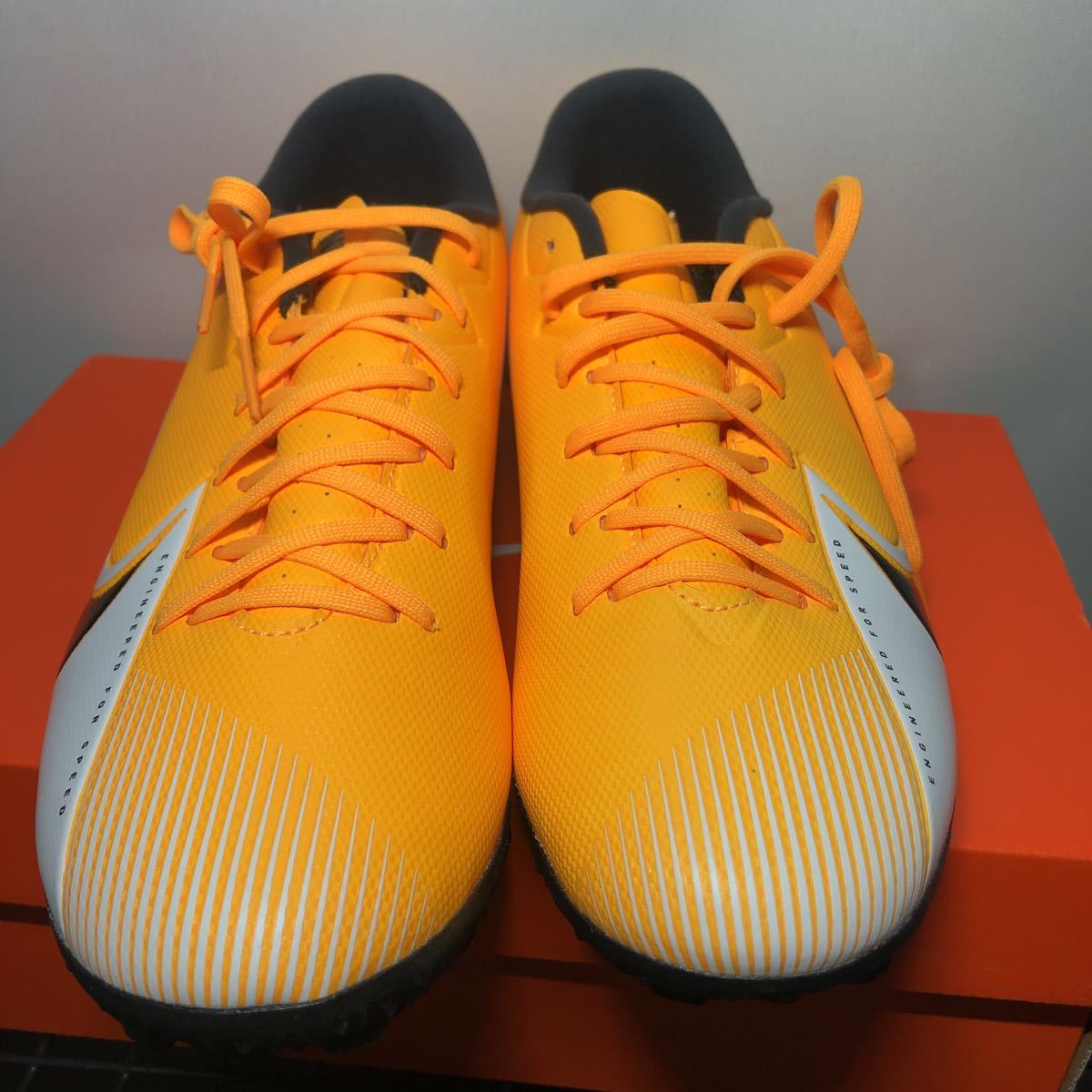 NIKEナイキ ヴェイパー 13 アカデミー TF サッカー用 NIKEナイキ ヴェイパー 13 アカデミー TF サッカー用